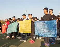 包含团队默契持续增强，场上沟通更加顺畅的词条